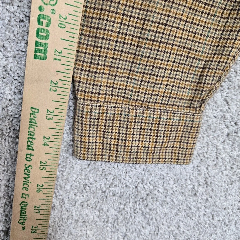 L.L. Bean shirt Men's Large Long Sleeve brown tan Gray Houndstooth RARE - Picture 6 of 8